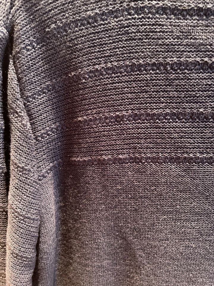 Schöner Pullover blau Gr. 42 *NEU* zu verkaufen. in Oldenburg