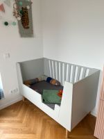 Done by deer Babybett Kinderbett 70x140 inklusive Rausfallschutt Niedersachsen - Schwülper Vorschau