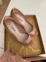 Miu Miu Pumps Lack Keilabsatz Saarbrücken-Halberg - Güdingen Vorschau