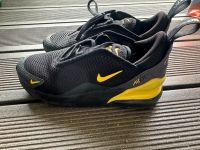 Nike Airmax Kinder Sneakers Gr. 33.5 schwarz gelb Frankfurt am Main - Kalbach Vorschau