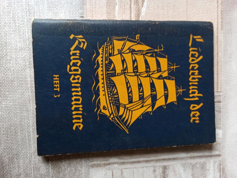 Verkaufe ein Liederbuch der Marine ⚓ in Schwerin