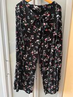 Lockere schwarze Sommerhose mit Schlitzen Niedersachsen - Peine Vorschau