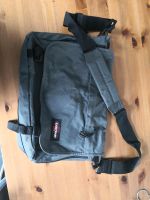 Eastpak Umhängetasche Tasche Schule Uni Einkauf grau top! Nordrhein-Westfalen - Enger Vorschau