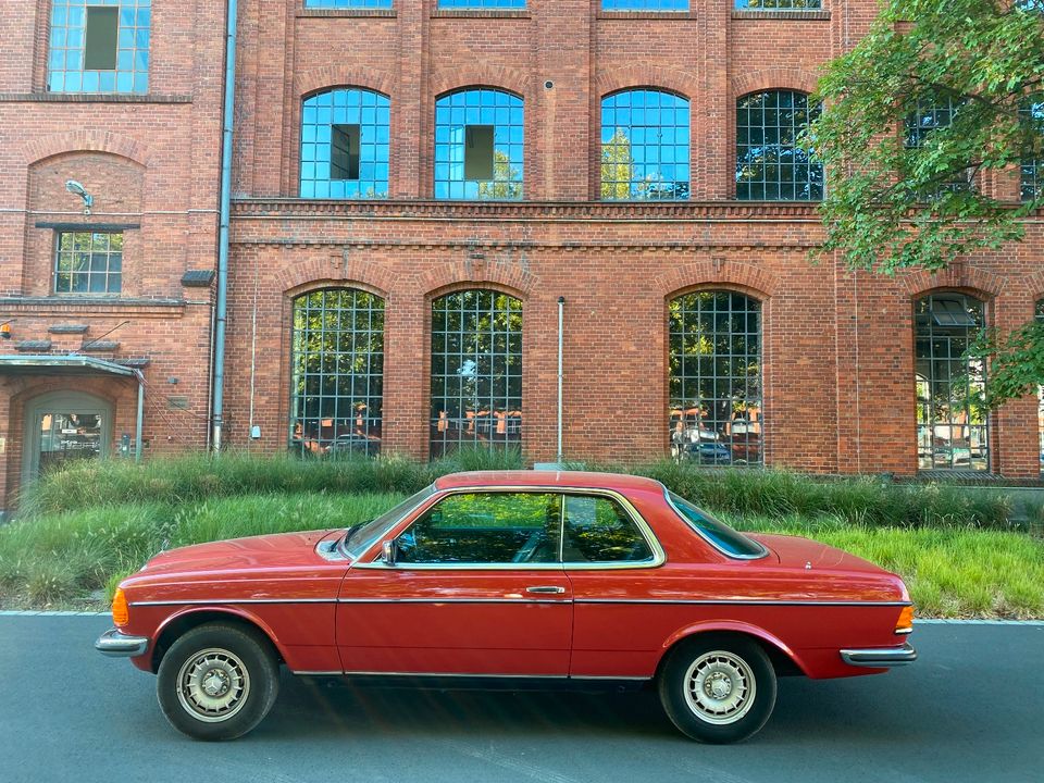 Traumhafter Mercedes 280 CE Oldtimer von 1978 Privatverkauf in Kirchhundem