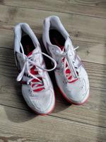 Asics Sportschuhe Tennisschuhe Gr. 39,5 non-marking Rheinland-Pfalz - Otterberg Vorschau