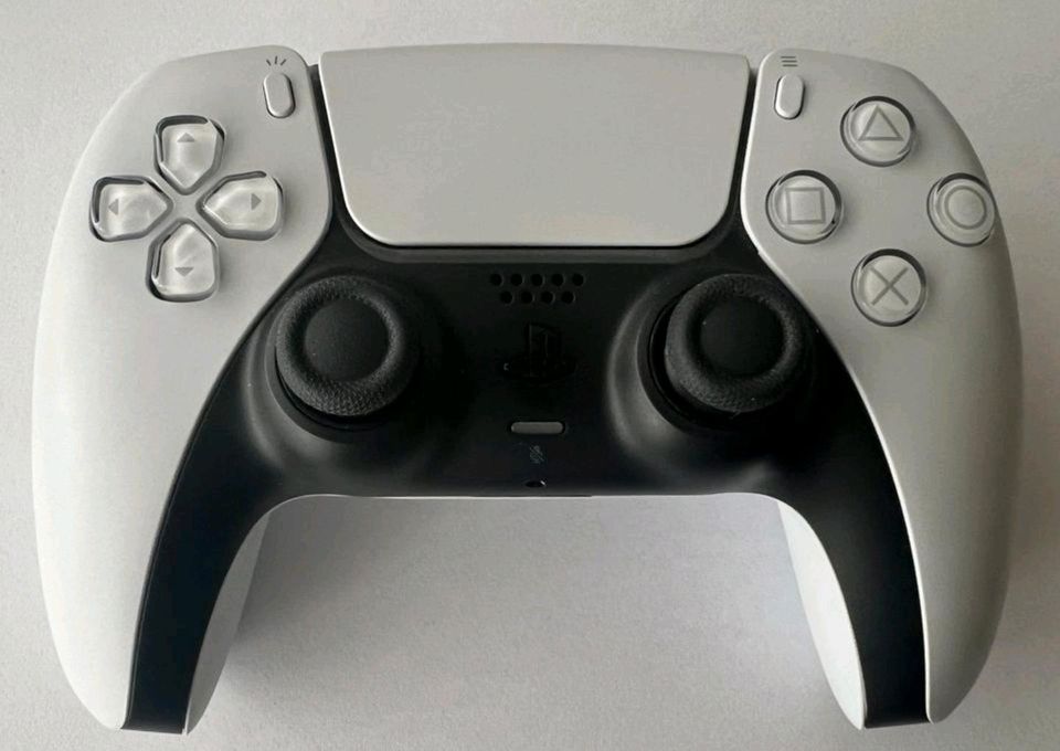 Play Station 5 Controller schwarz Knöpfe Pfeilrichtung PS5 Tasten in Moers