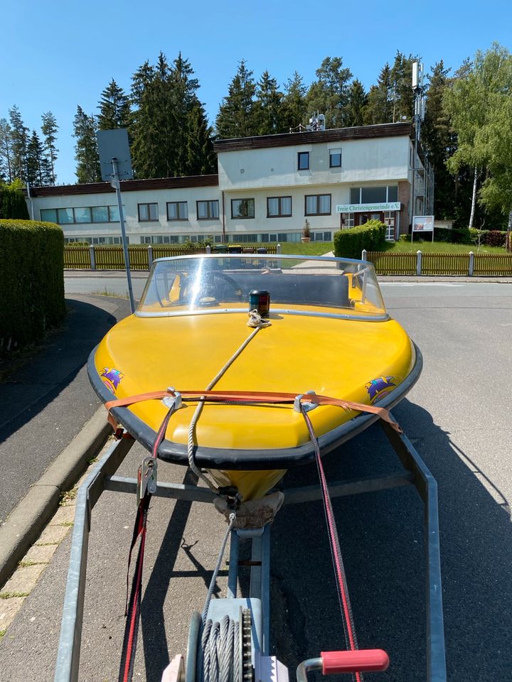 Sportboot Vega. Trailer(einmal benutzt) in Marktredwitz