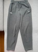 Jogginghose von Nike - Fleece  - grau/ grün- Gr. XS - neuwertig Hessen - Kassel Vorschau