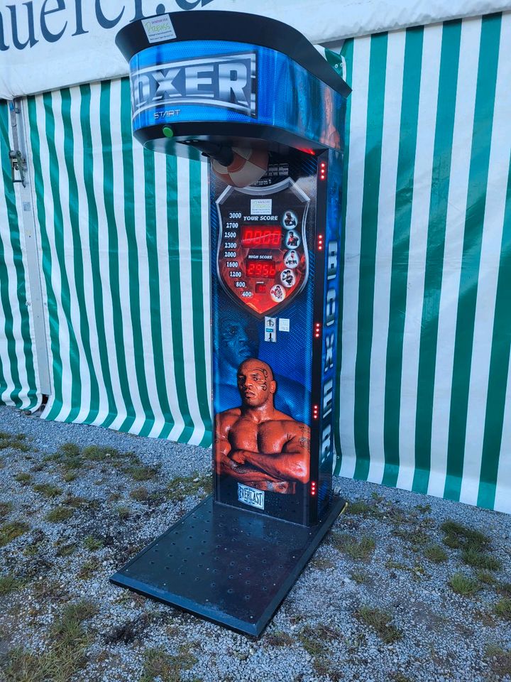 Boxautomat mieten, Hüpfburg, Karussell, Schausteller in Gaildorf