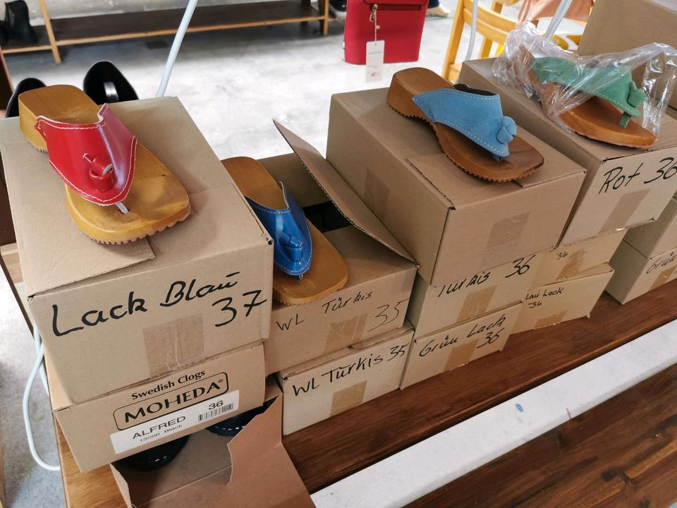 Damenschuhe Holz Clogs Sommer NEU Sozialkaufhaus Bad Doberan in Bad Doberan