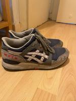 Biete ASICS Gel an Duisburg - Duisburg-Mitte Vorschau