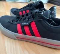 Adidas Daily 3.0 Kinder 38 2/3 Schuhe 6US Junge Sneaker Baden-Württemberg - Eppelheim Vorschau