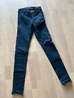 Guess Jeans in blau gr.XS Niedersachsen - Garbsen Vorschau