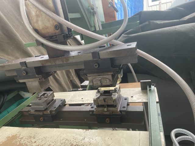Presse pneumatisch aus der Lederproduktion - 2 Stück in Britz bei Eberswalde