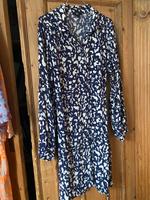 Kleid Sommerkleid 40 blau weiß maritim Bad Godesberg - Friesdorf Vorschau