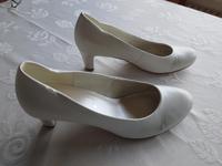 GABOR Pumps, High Heels, 39 bzw. UK 6, schönes schimmerndes Weiß Hessen - Bad König Vorschau