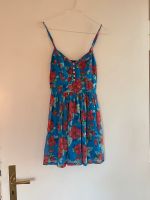 Sommerkleid von Hollister mit sehr schönem Dekolleté, Größe XS Nordrhein-Westfalen - Mülheim (Ruhr) Vorschau