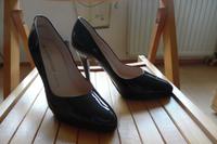 Peter Kaiser Pumps, dklbraunes Lackleder, Gr. 37,5 NEU Nordrhein-Westfalen - Hagen Vorschau