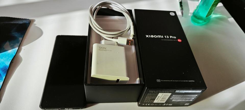 Xiaomi 13 Pro (nicht das  13Tpro) 5 Monate alt! 256 GB Speicher in Wunstorf