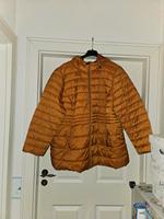 Verschenke leichte Steppjacke Gr. 54 cognac Niedersachsen - Schüttorf Vorschau