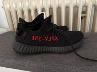 Yeezy Boost 350 V2 Black Gr. 8 Baden-Württemberg - Rielasingen-Worblingen Vorschau