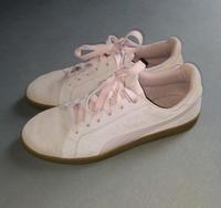 Puma Sneaker Schuhe in Hellrosa Gr 39 Sachsen-Anhalt - Tangermünde Vorschau