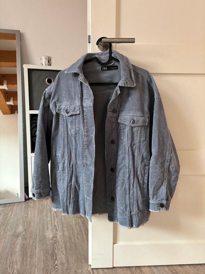 Zara Cord Damen XS Oversize Jacke Hemd blau in Stuttgart