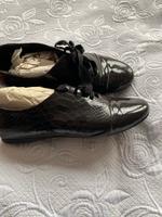 Damen Leder Schuhe Krokodilmuster echtes Leder bordeauxrot Nordrhein-Westfalen - Mönchengladbach Vorschau