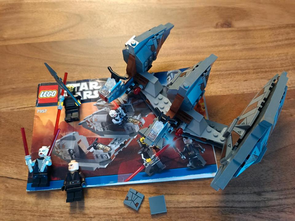 Lego Star Wars Konvolut  Figuren, Set Nr. 9677 und 7957 inkl. OBA in Bissendorf
