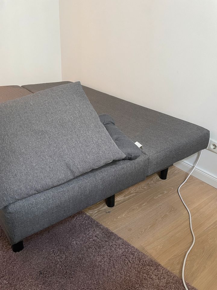 IKEA COUCH ( aufklappbar Schlafcouch) in Berlin