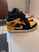 Jordan 1 mid SE Schwarz/Gelb Größe 41 Wuppertal - Oberbarmen Vorschau