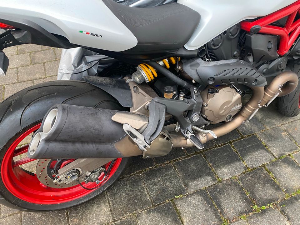 Ducati monster 821 in Rosenheim