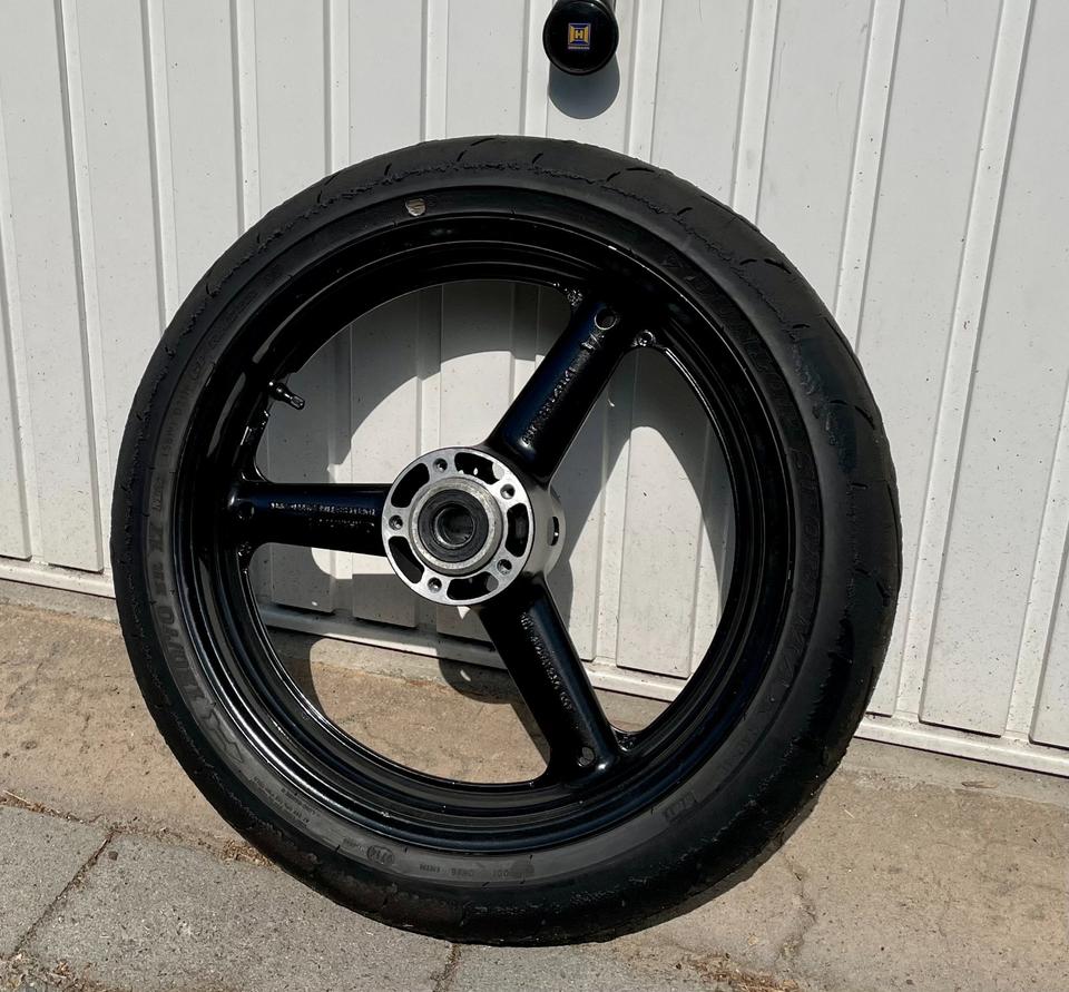 Vorderrad Felge Suzuki GSXR 600 750 TL1000R TL1000S GSX1300R in Langen (Hessen)