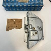 VW NOS Schiebetürschloss links T-Shirt 1972-1973 214843603E Nordrhein-Westfalen - Selfkant Vorschau