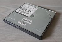 Compaq CD-Laufwerk CD-224E Slim, gebraucht. Sachsen - Werdau Vorschau