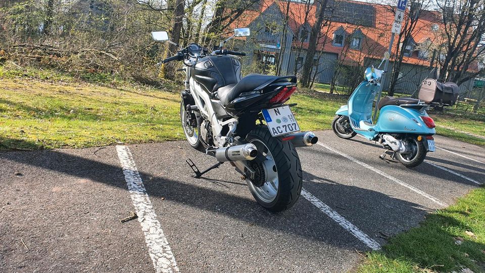 Suzuki SV 1000 N in Nürnberg (Mittelfr)