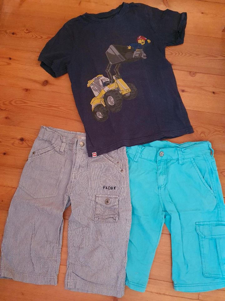 Short, kurze Hose, Bermuda, T-Shirt, Lego, Bagger, Gr.  122 128 in Breuna