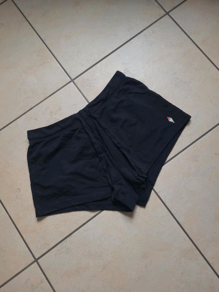 Esmara Sweatshorts schwarz Gr.M 40/42 in Uedem