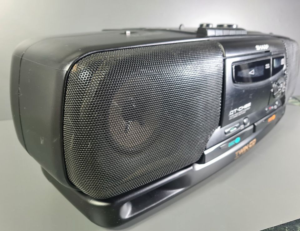 Sharp QT-CH88H(BK)Radio Kassette CD Ghettoblaster Retro in Gladbeck