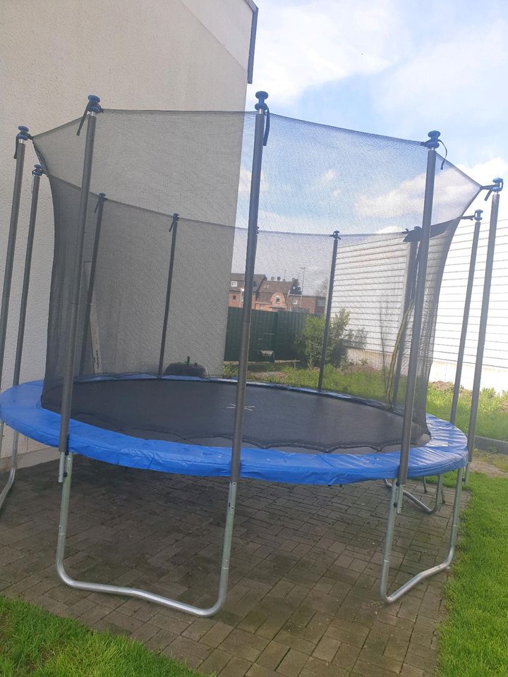 Kinetic Sports Trampolin Outdoor in Oberhausen