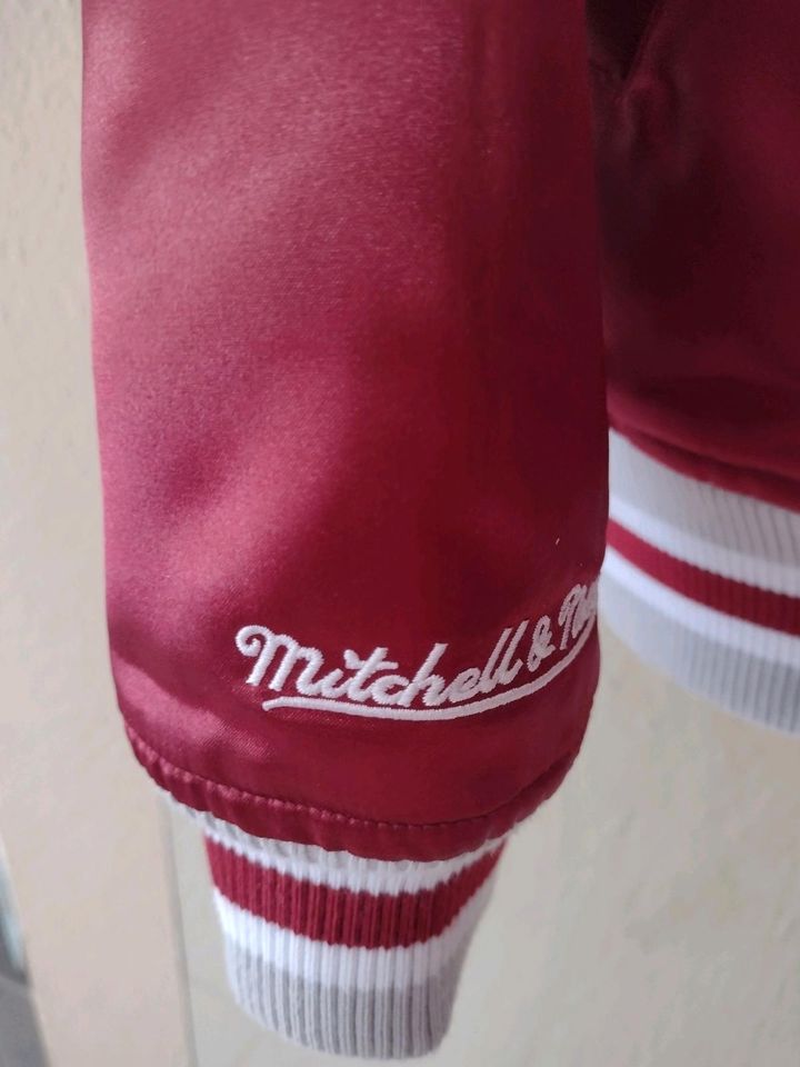 Mitchell & Ness Philadelphia Phillies Baseballjacke Winterjacke in Bad Salzuflen