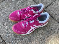 Asics Hallenturnschuhe - Sportschuhe - Schulsport - Gr. 39 Baden-Württemberg - Böbingen an der Rems Vorschau