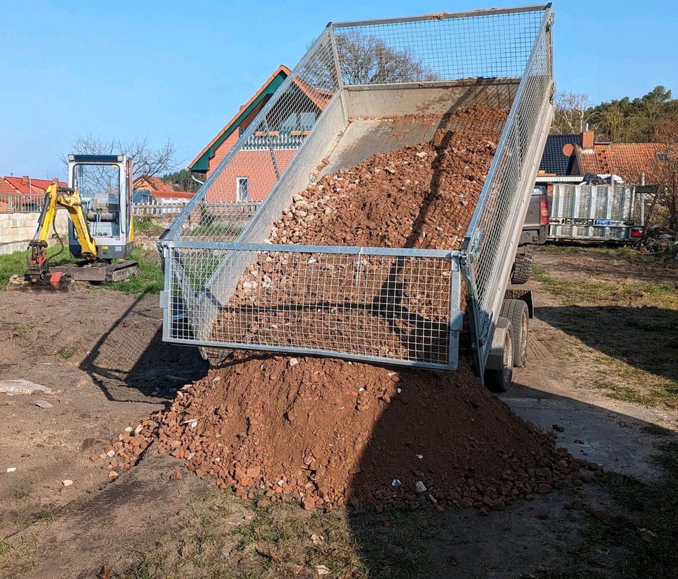 Radlader und Baggerarbeiten , Erdarbeiten, Pflastern, Fundament in Lübtheen