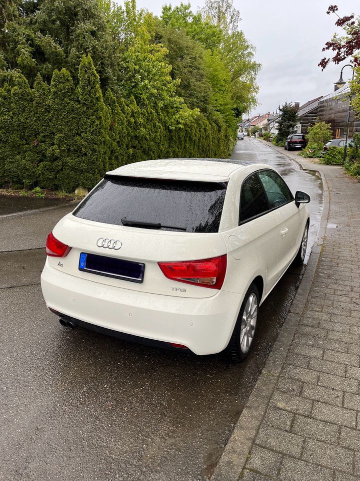 Audi A1 1.4 TFSI Ambition 2010 in Reutlingen