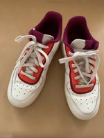 Damen Sneaker von Nike, Gr. 39, im bestens Zustand Düsseldorf - Lichtenbroich Vorschau