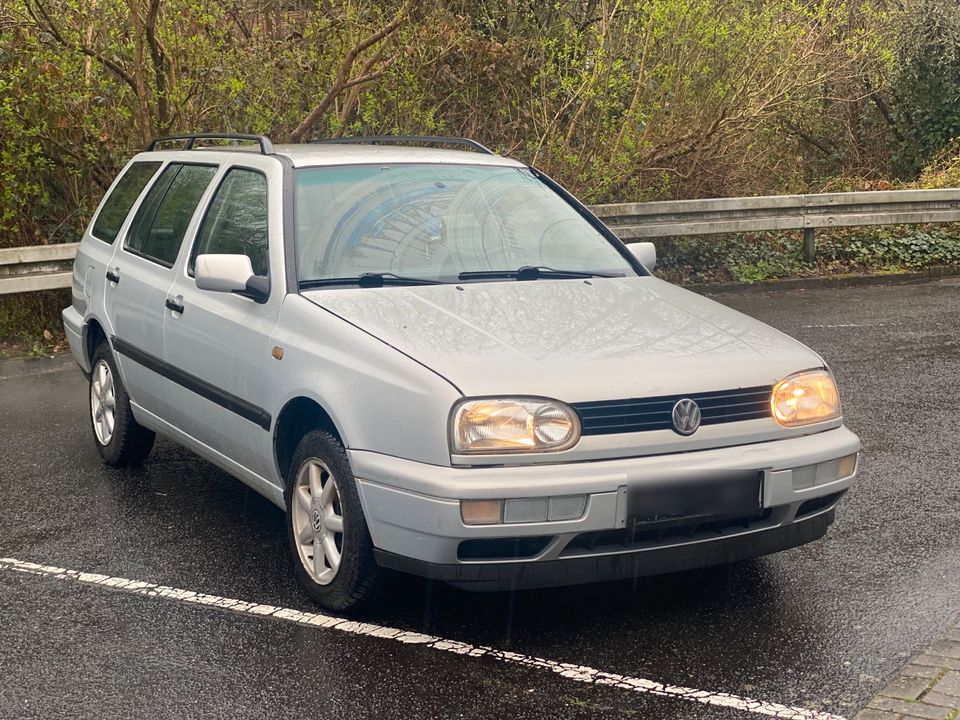 Volkswagen Golf 3 1.9TDI Automatik/Klima/Tüv-10.2024/Scheckheft in Bergen an der Dumme