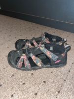 Keen Sandalen schwarz Blumen Gr 34 Bad Doberan - Landkreis - Bad Doberan Vorschau