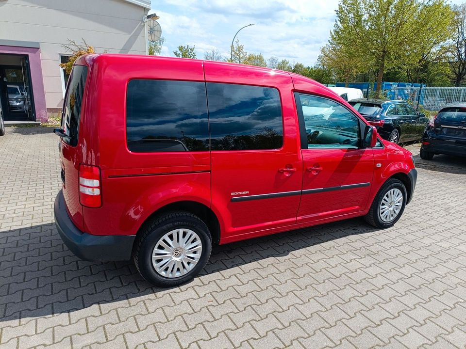 Volkswagen Caddy Kombi Soccer Trendline in Siegenburg