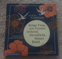 Junge Frau, am Fenster stehend, Abendlicht, blaues Kleid Hörbuch Rheinland-Pfalz - Landau in der Pfalz Vorschau