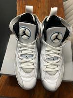 Nike Air Jordan Jumpman Two Trey  Sneaker Weiß Nordrhein-Westfalen - Leverkusen Vorschau